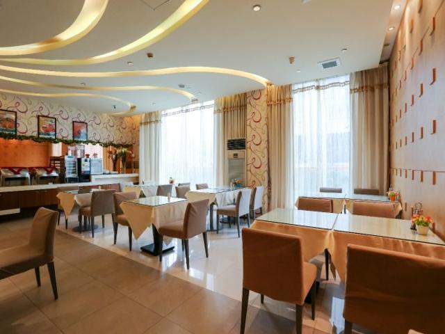 Jingjiang Inn Shanghai Minsheng Road Екстер'єр фото