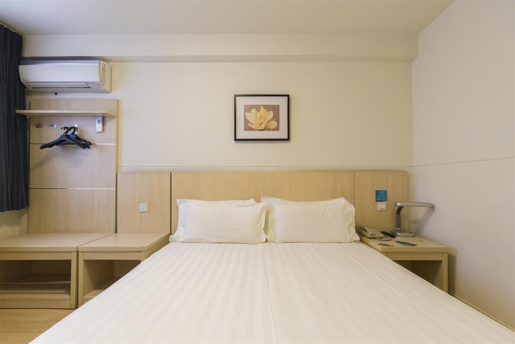 Jingjiang Inn Shanghai Minsheng Road Екстер'єр фото