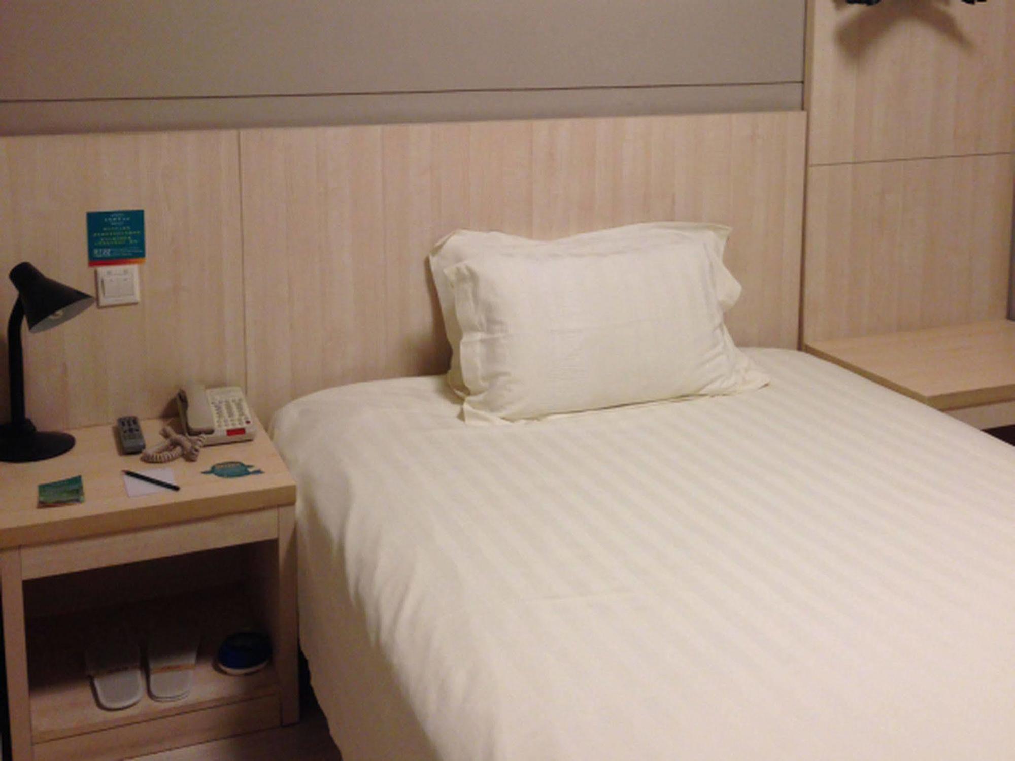Jingjiang Inn Shanghai Minsheng Road Екстер'єр фото